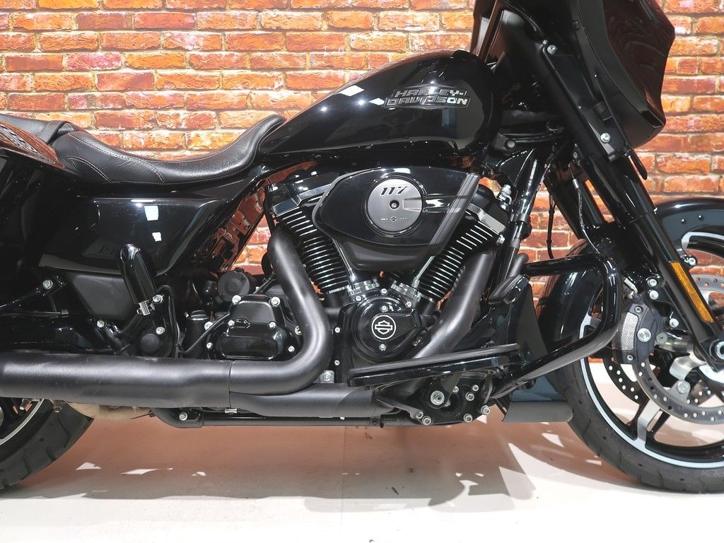 FLHX Street Glide 117